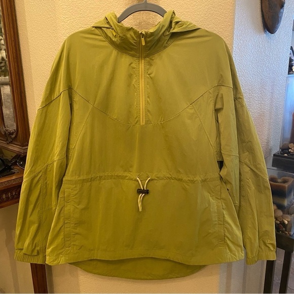 LULULEMON Women Evergreen Anorak Dew Green Packable Hoodie Windbreaker Size 12 - Picture 2 of 8
